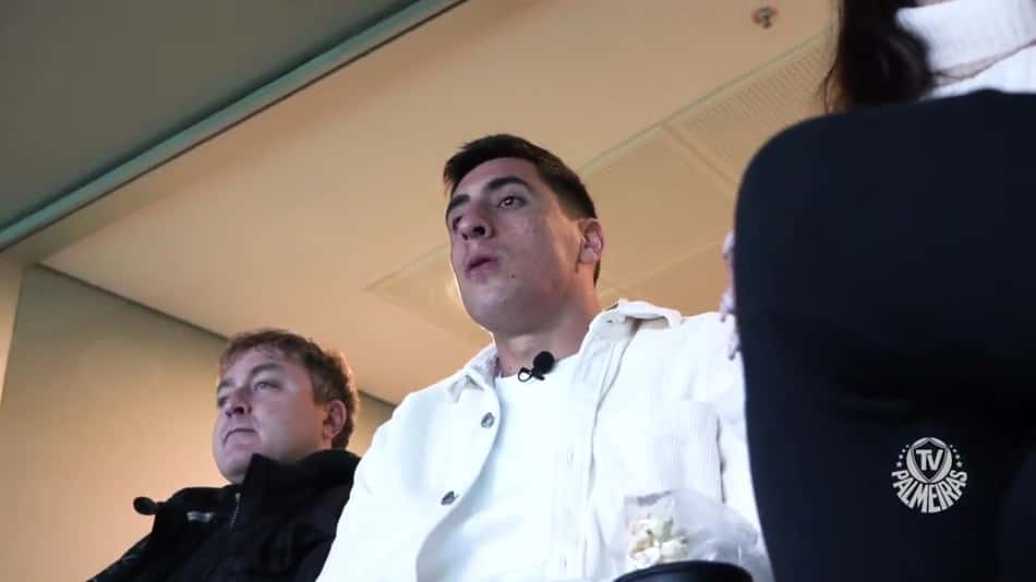 VÍDEO! Novo reforço, Miguel Merentiel assiste vitória do Palmeiras no Allianz