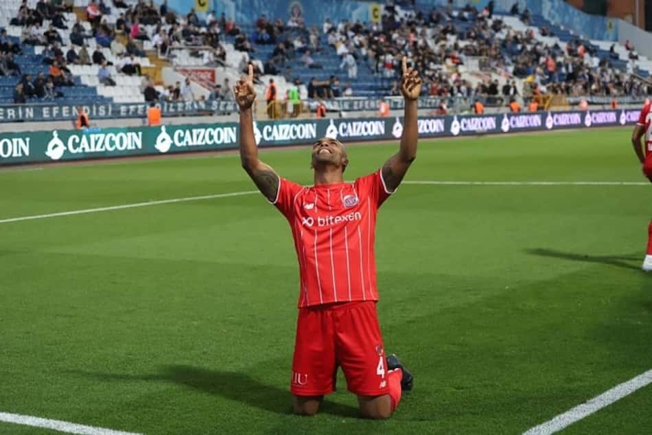 Com gol no último jogo, Naldo analisa temporada pelo Antalyaspor