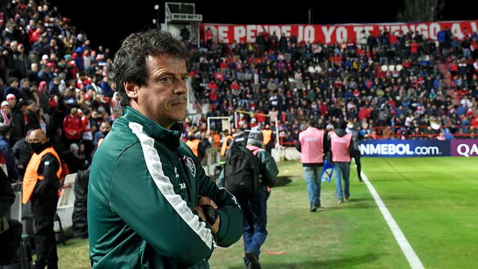 Diniz vê empate justo, enaltece 'espírito de luta' do Fluminense e lamenta pontos perdidos em casa