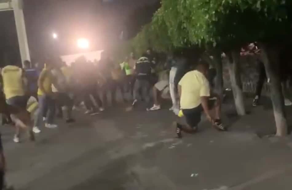 Torcedores do América brigam entre si após jogo na Liga MX