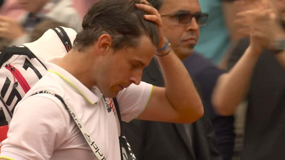 Thiem cai na estreia em Roland Garros e chega à 7ª derrota consecutiva