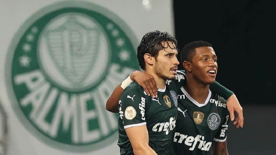 Palmeiras emplaca sequência invicto e encosta na liderança do Brasileirão
