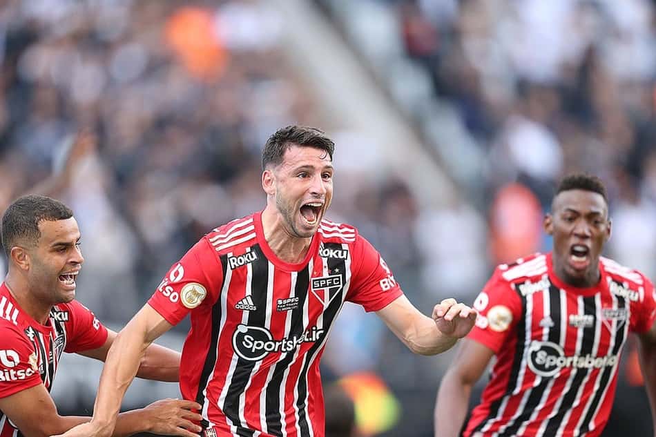 Atacante do São Paulo, Calleri lidera em gols, finalizações e entre estrangeiros no Brasileirão