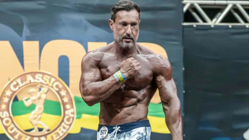 Após estreia com título no Muscle Contest, fisiculturista brasileiro de 44 anos se prepara para dois fins de semana de disputa