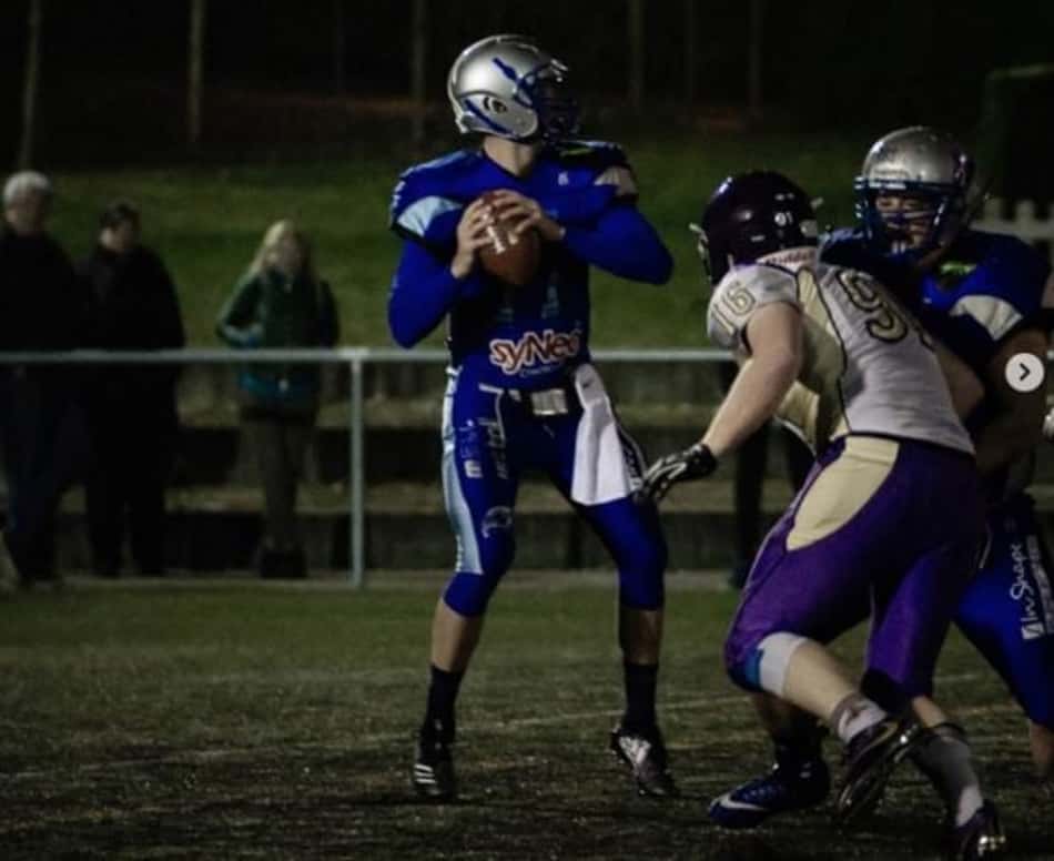 Recife Mariners contrata quarterback norte-americano Clayton Uecker