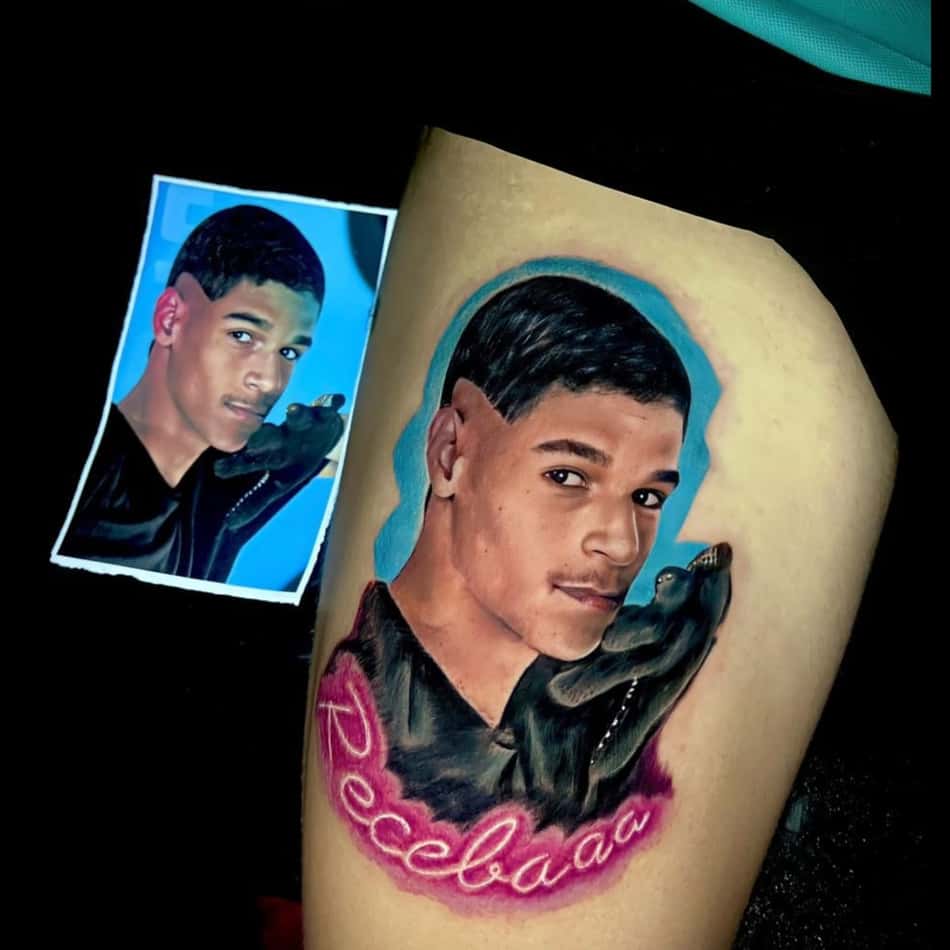Fã faz tatuagem do Luva de Pedreiro e explica motivação: 'É a cara do futebol'