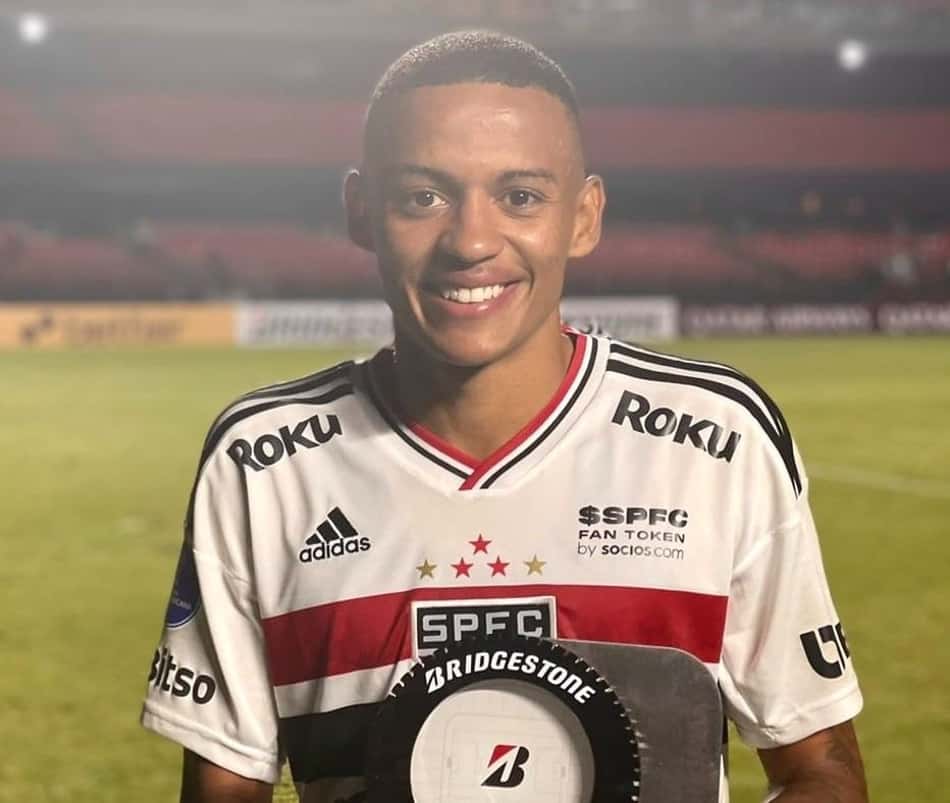 Caio foi a cria de Cotia mais jovem a marcar pelo São Paulo em uma competição internacional