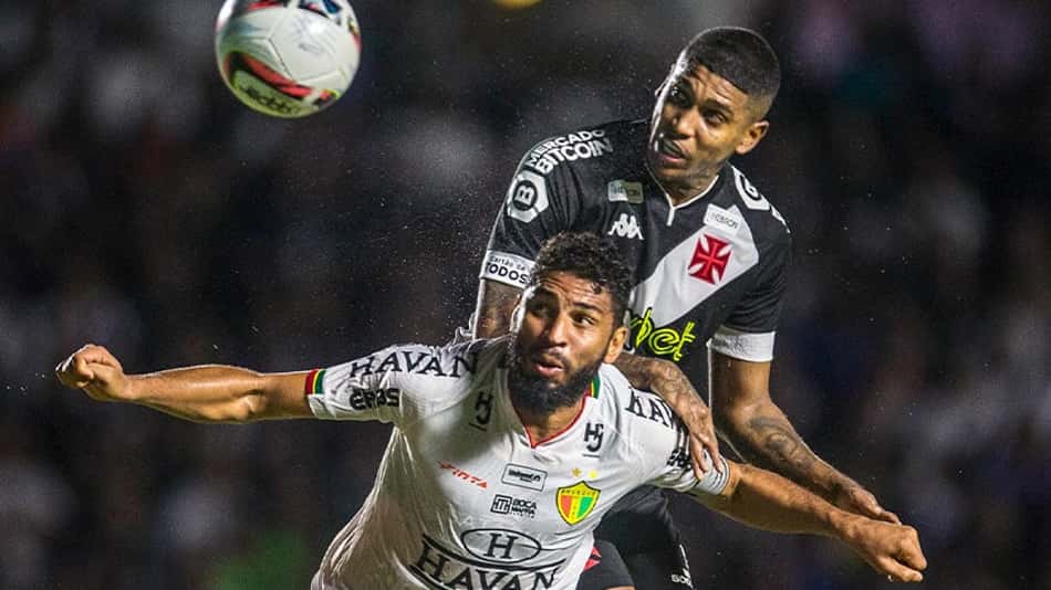 Tempo ruim faz avião com equipe da Série B arremeter duas vezes no Rio de Janeiro
