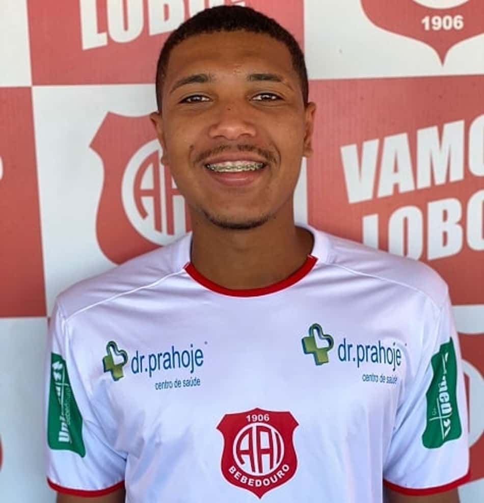 Lateral celebra bom momento na Inter de Bebedouro: 'A união do grupo é o grande segredo'