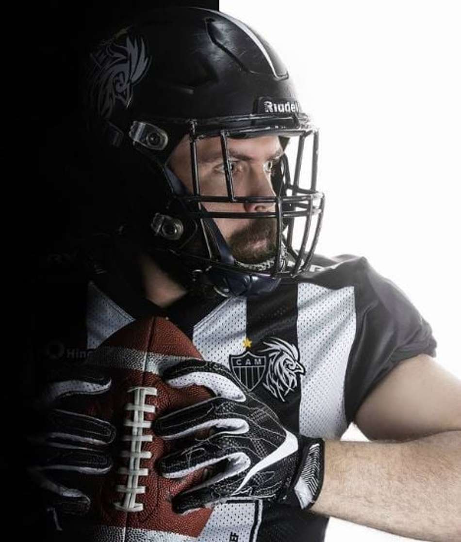 Galo futebol americano acerta a volta de Victor Quintas