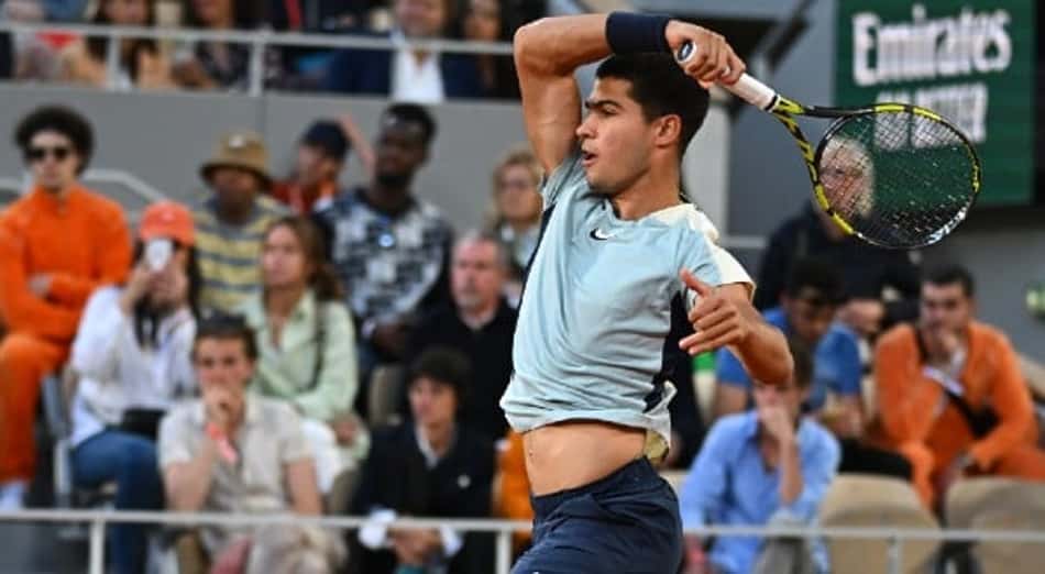 Alcaraz se vinga de Korda e se aproxima de duelo contra Zverev em Roland Garros
