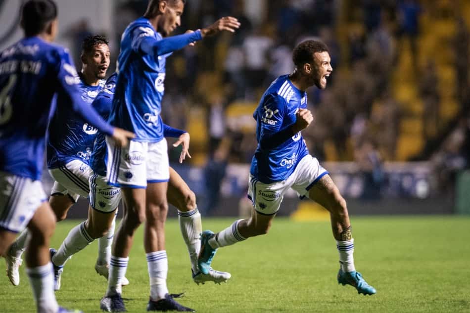 Em nove rodadas, Cruzeiro supera desempenho do primeiro turno da Série B de 2021