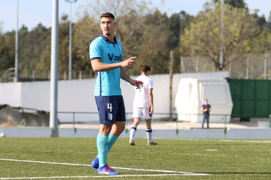 Zagueiro brasileiro faz balanço de temporada no futebol português