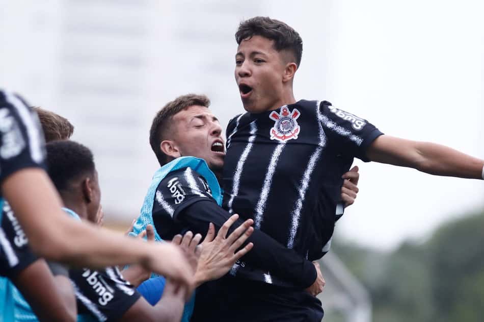 Corinthians busca virada e vence o São Bernardo no Paulistão Sub-20