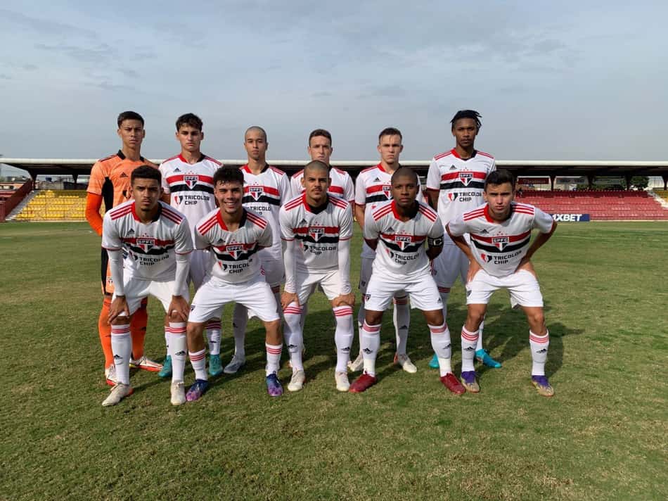 São Paulo vence Grêmio Osasco de virada pelo Paulista sub-20