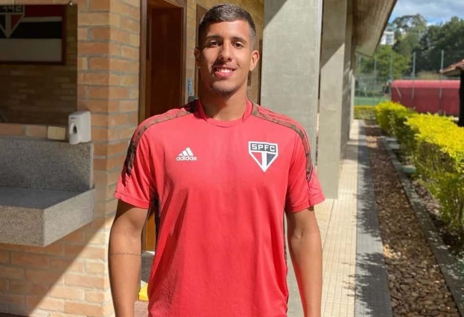 Sub-17: São Paulo acerta contratação do lateral-direito Matheus Castilho