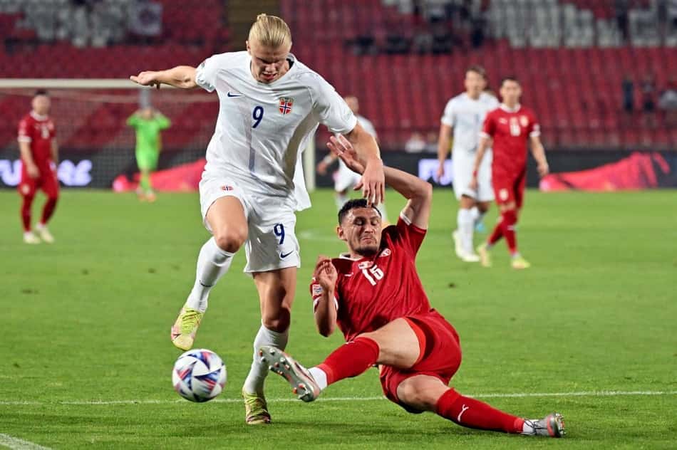 Haaland marca, e Noruega estreia com vitória sobre a Sérvia na Liga das Nações