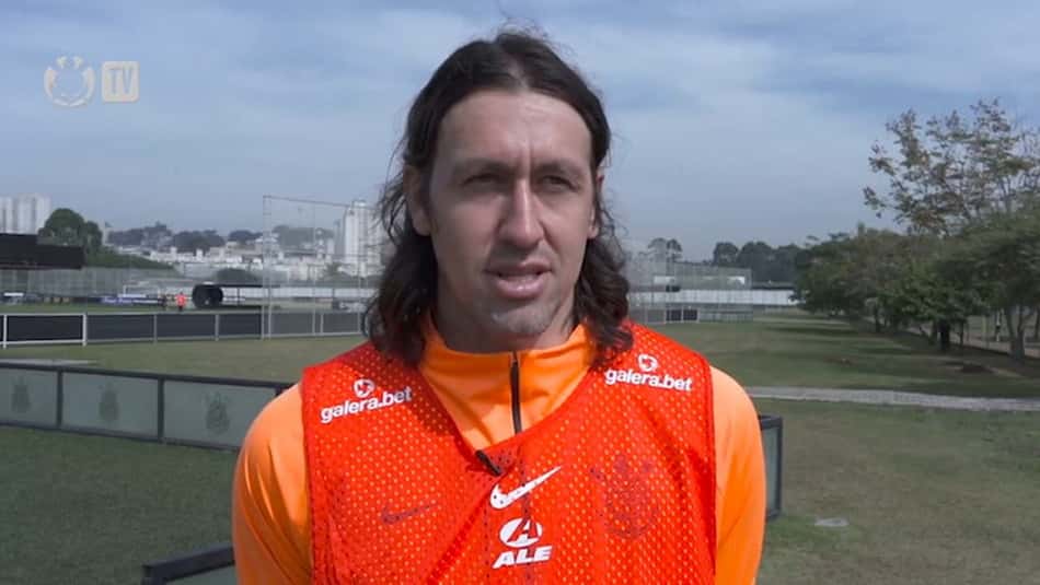VÍDEO: Após igualar número de jogos de Biro-Biro no Corinthians, Cássio diz almejar mais