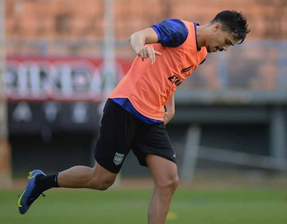 Matheus Pato projeta boa campanha com o Borneo FC na Indonésia