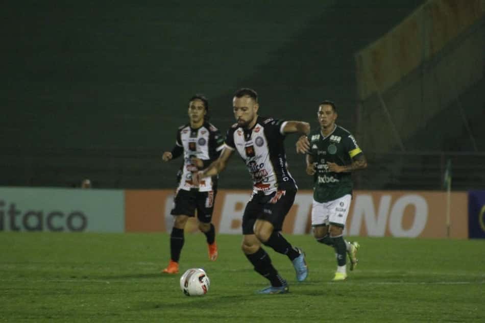 Operário-PR domina, vence Guarani e fica colado ao G-4 da Série B