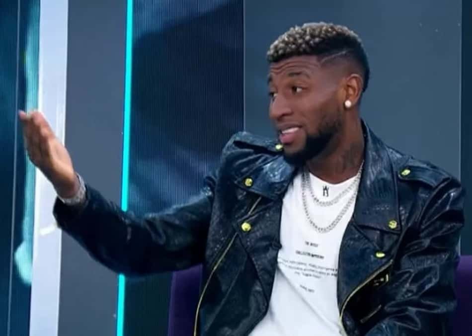 Emerson Royal revela ação rápida para não ser baleado: 'Destravou a arma pra atirar em mim'