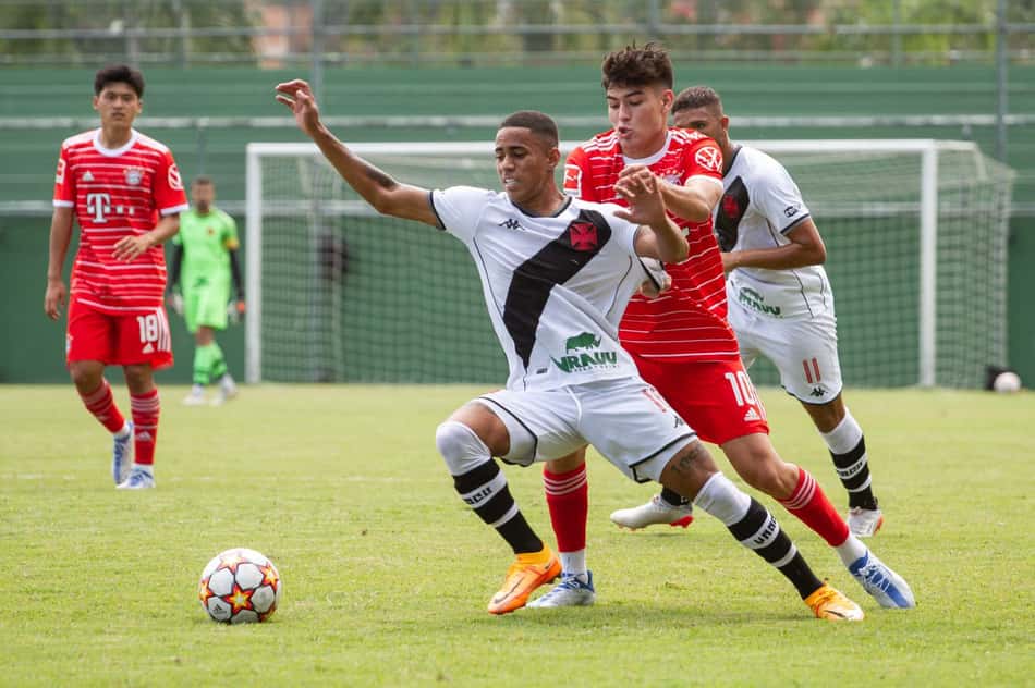 Sub-20 do Vasco vence o Bayern World Squad por 3 a 1 em amistoso
