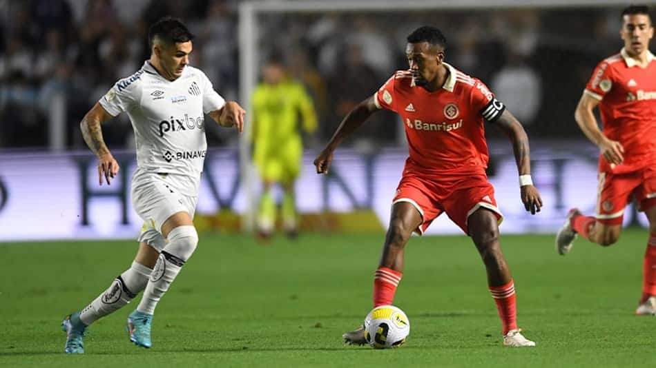 Edenilson desfalca o Internacional contra o Flamengo