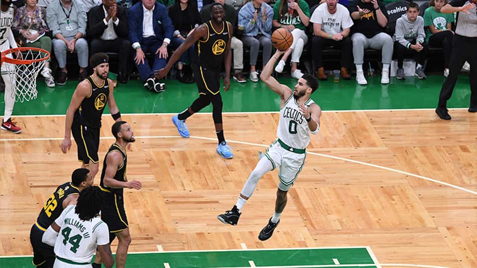 Intensidade, rebotes e vitória: Celtics voltam a ficar na frente dos Warriors na final da NBA