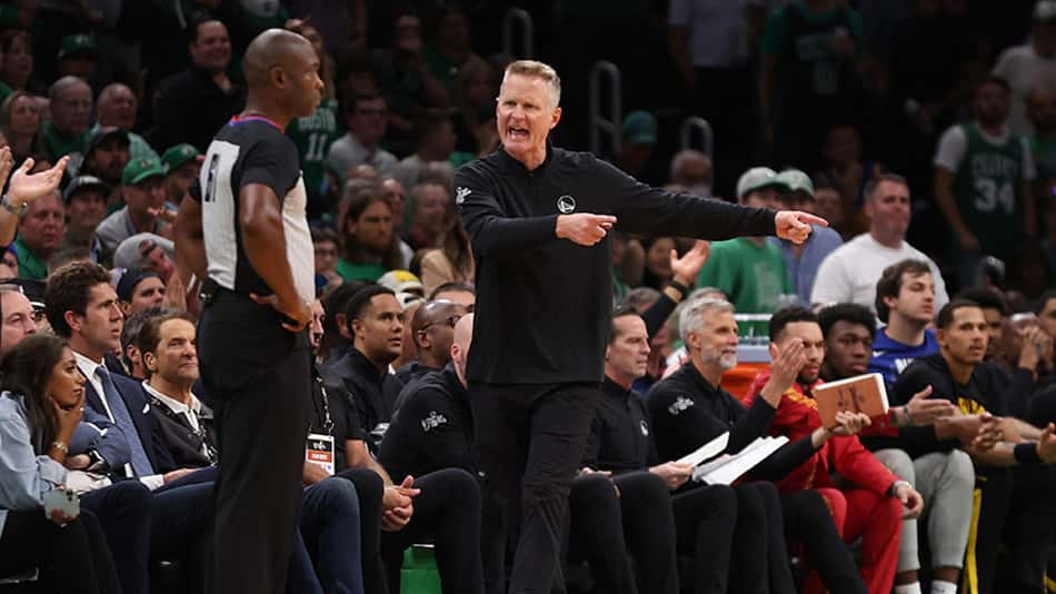 Finais NBA: Steve Kerr, técnico dos Warriors, fala sobre domínio do Boston Celtics no garrafão no jogo 3