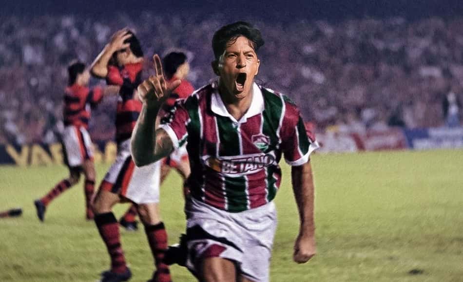 Fluminense brinca e coloca rosto de Cano em comemoração de Renato Gaúcho no gol de barriga