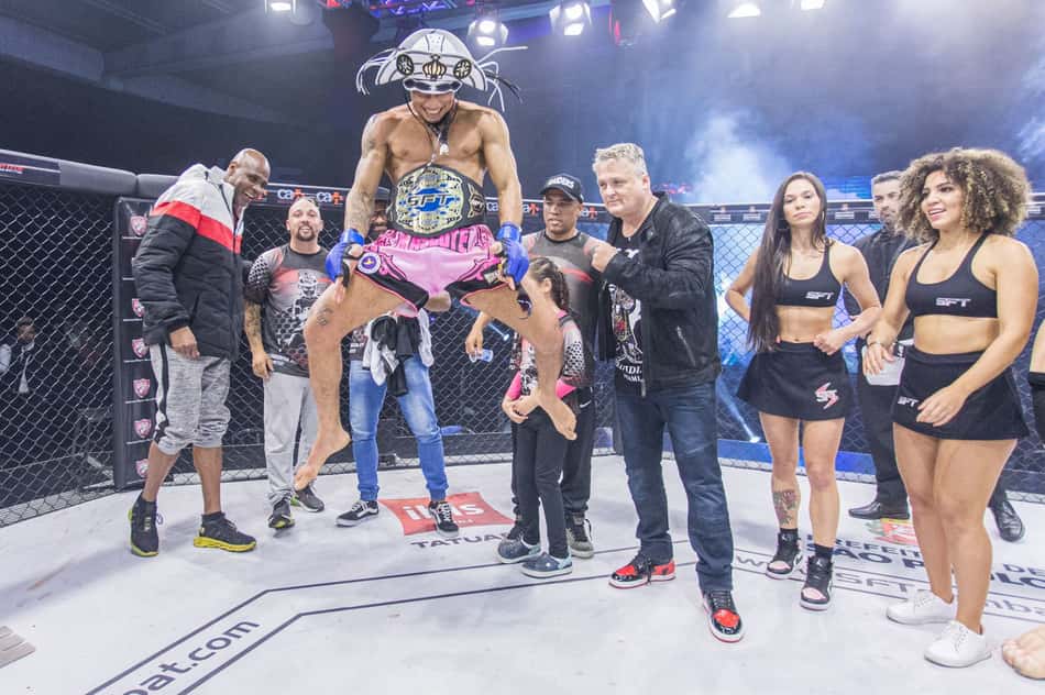 André Mascote vence Ramon Costa e fatura cinturão no SFT Xtreme 8
