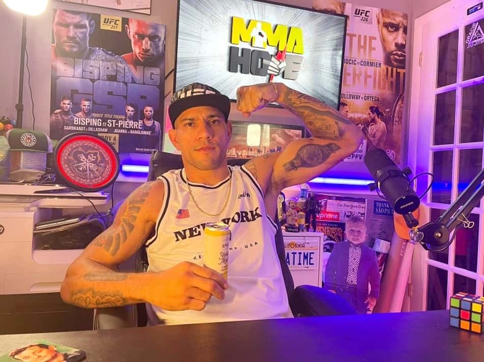 Alex Poatan fala sobre chance pelo cinturão do UFC e analisa Sean Strickland: "é um cara perigoso"