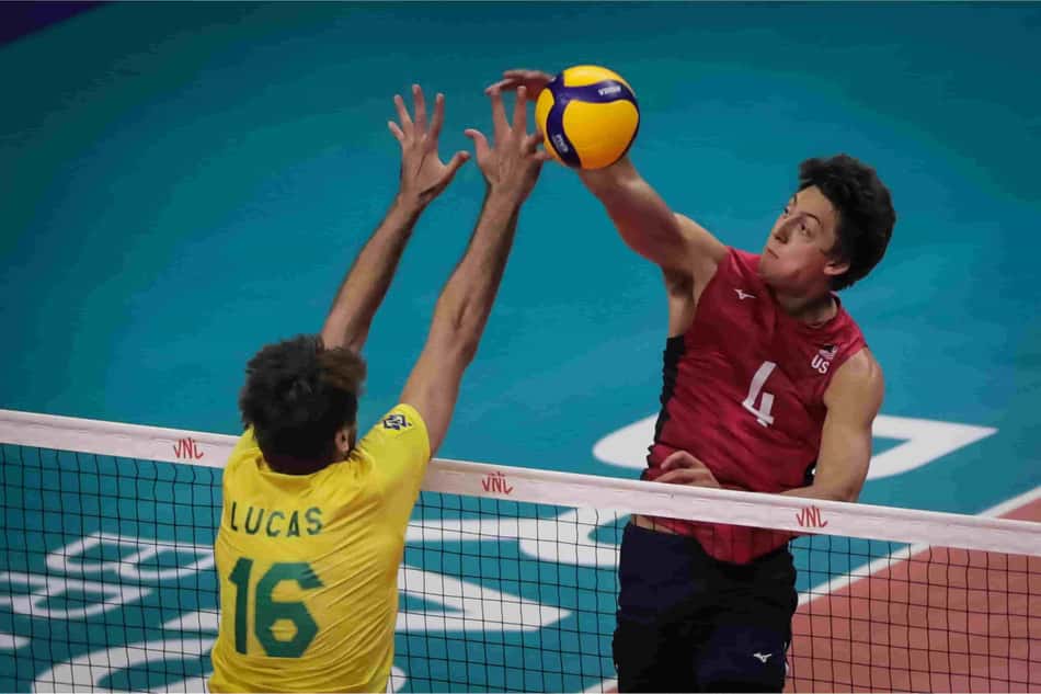 Liga das Nações de Vôlei: Brasil joga mal e leva virada dos americanos