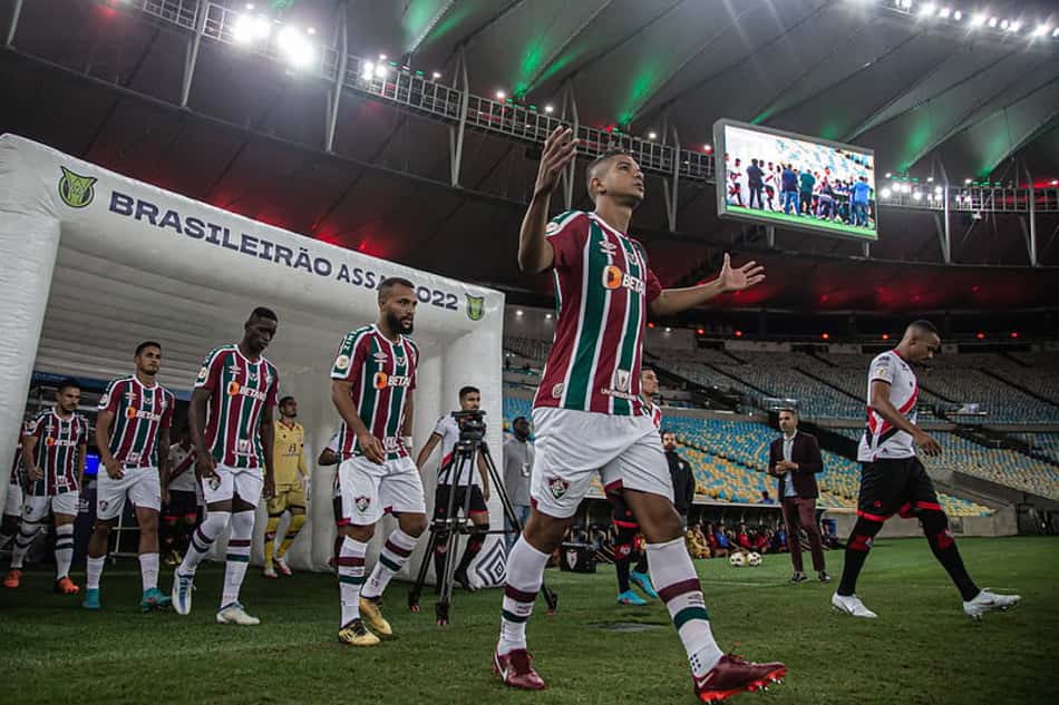 Fluminense terá três suspensos, mas pode ter dois retornos contra o América-MG
