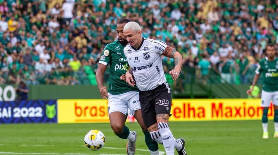 Ceará sai na frente, mas Goiás arranca empate no fim pelo Brasileirão