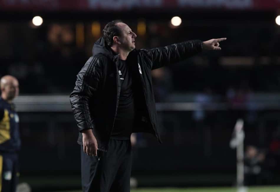 Ceni diz que São Paulo não jogou bem contra o América-MG: 'Achei o time um pouco cabisbaixo'