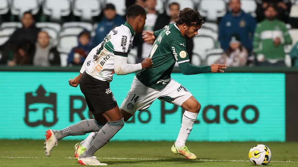 Palmeiras x Coritiba: saiba onde assistir ao duelo pela 30ª rodada do Brasileirão