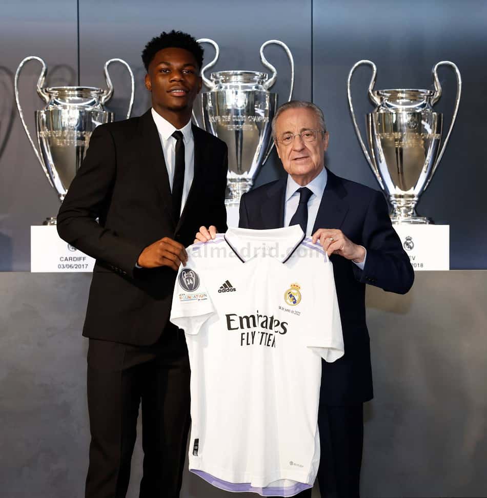 Reforço do Real, Tchouaméni revela conversa com Mbappé sobre PSG: 'Minha escolha sempre foi o Madrid'