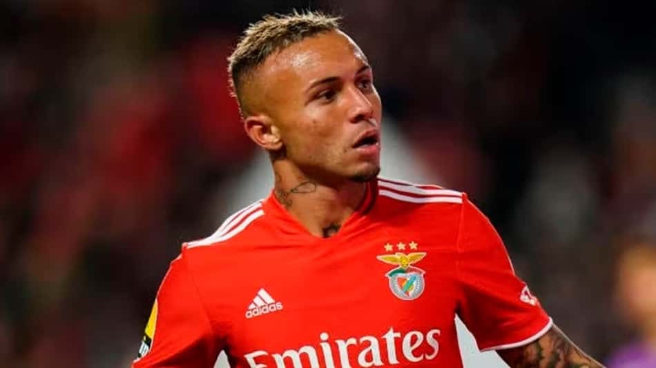 As razões para Everton Cebolinha não vingar como esperado no Benfica, na opinião de jornalistas portugueses