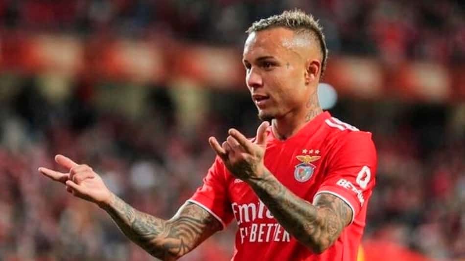 Flamengo oferece contrato de cinco anos a Everton Cebolinha, do Benfica