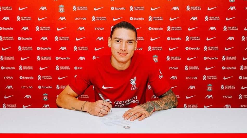 Liverpool anuncia contratação de Darwin Núñez