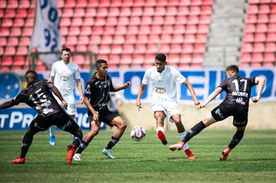 Para voltar a vencer na Série B, Cruzeiro aposta em bom retrospecto contra a Ponte Preta