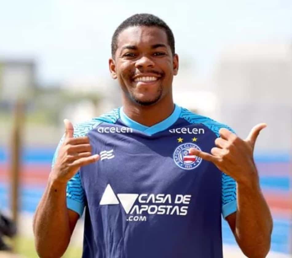 Bahia acerta a venda do atacante Ronaldo para a Europa