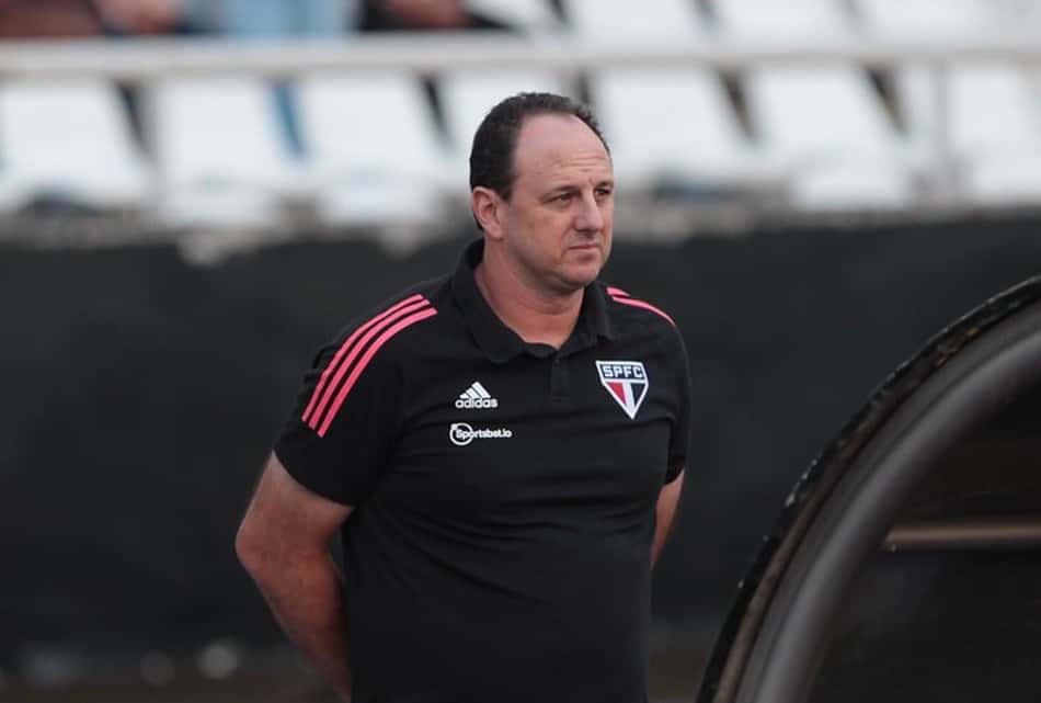 Declarações de Ceni e cobrança interna por resultados aumentam pressão sobre diretoria do São Paulo
