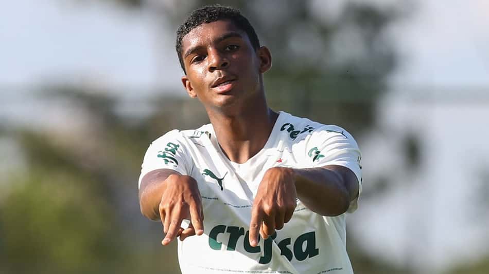 Palmeiras vê Luis Guilherme e clube valorizados após destaque na imprensa espanhola
