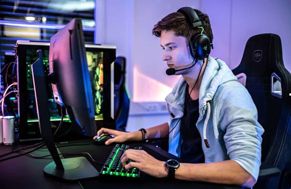 Como se tornar um atleta de eSports