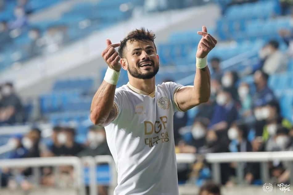 Ex-Atlético Mineiro vence prêmio na Coreia do Sul pela quarta vez