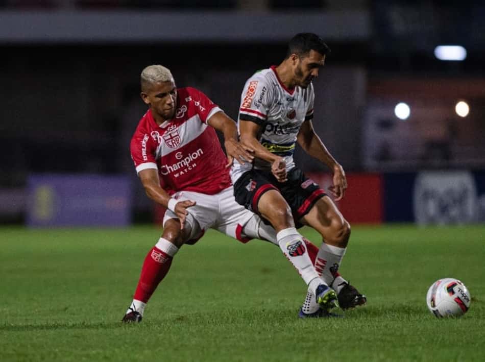 Com gols no fim, CRB e Ituano ficam no empate pelo Brasileiro da Série B