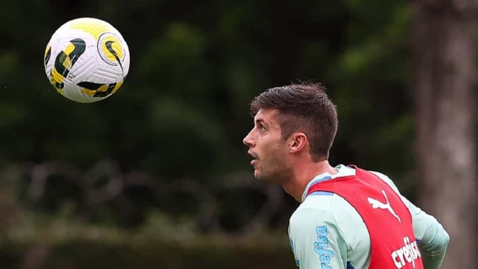 Kuscevic volta após três semanas, e Palmeiras finalmente zera desfalques da Data Fifa