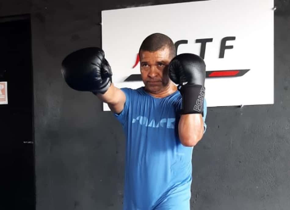 Gestor público sugere aulas de boxe nas escolas e centros esportivos